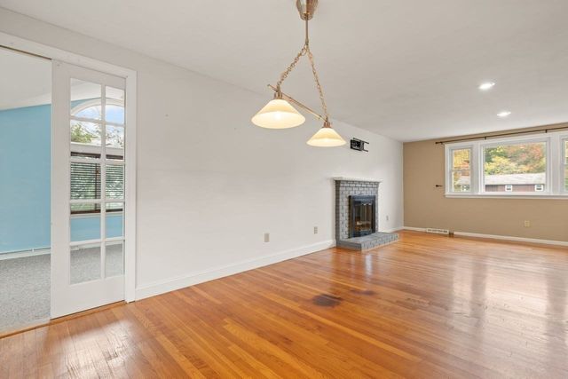 7 Heath Rd, Easton, MA 02375
