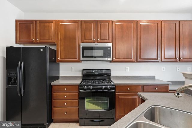 159 PENNS MANOR DR, Kennett Square, PA 19348