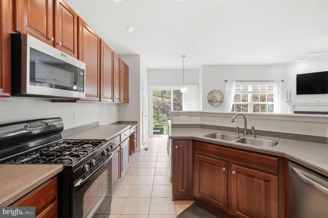 159 PENNS MANOR DR, Kennett Square, PA 19348