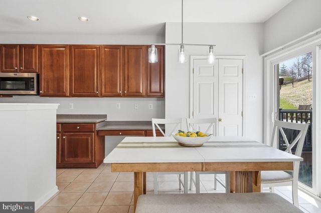 159 PENNS MANOR DR, Kennett Square, PA 19348