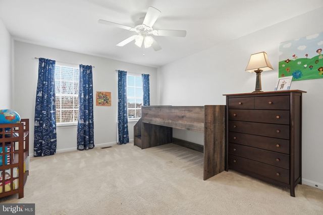 159 PENNS MANOR DR, Kennett Square, PA 19348