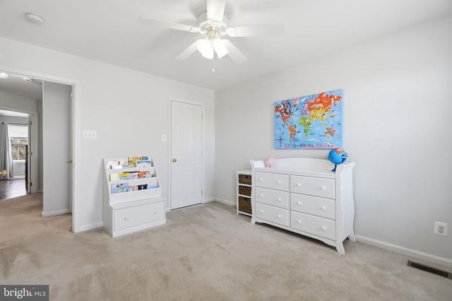 159 PENNS MANOR DR, Kennett Square, PA 19348