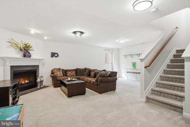 159 PENNS MANOR DR, Kennett Square, PA 19348