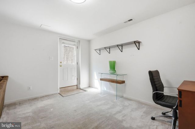 159 PENNS MANOR DR, Kennett Square, PA 19348