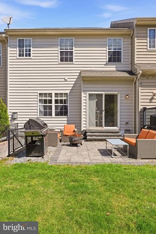 159 PENNS MANOR DR, Kennett Square, PA 19348