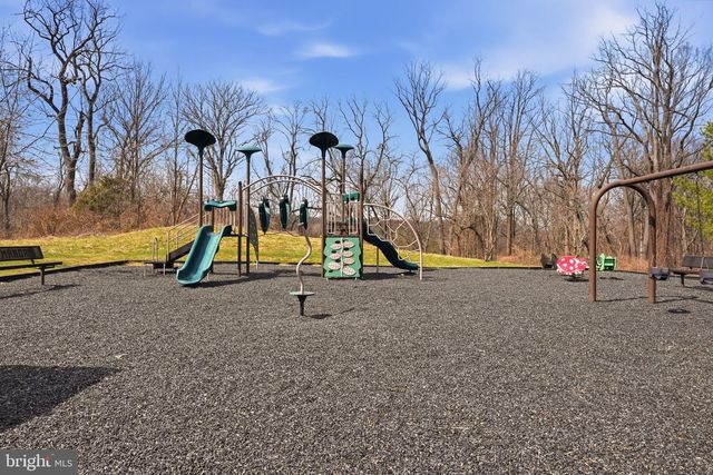 159 PENNS MANOR DR, Kennett Square, PA 19348