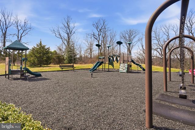 159 PENNS MANOR DR, Kennett Square, PA 19348