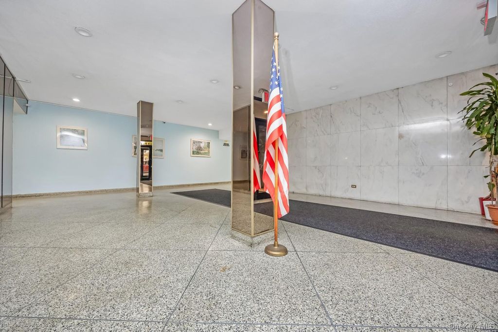 90-11 35th Avenue 6F, Jackson Heights, NY 11372 — photo 3