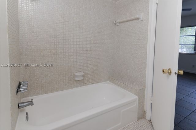 3101 Oakland Shores Dr H207, Oakland Park, FL 33309