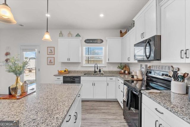 642 Summerfield Lane, Cartersville, GA 30120