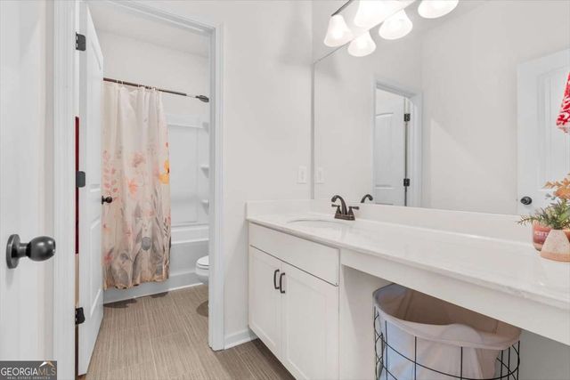 642 Summerfield Lane, Cartersville, GA 30120