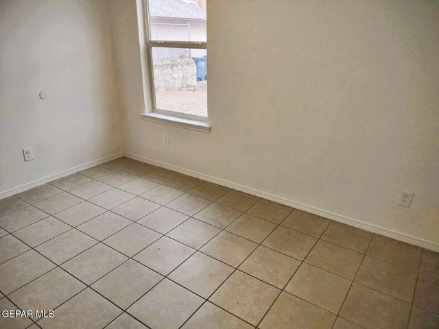 9488 Landry McKee Lane A, El Paso, TX 79907