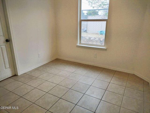 9488 Landry McKee Lane A, El Paso, TX 79907