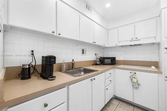 1200 West Ave 1419, Miami Beach, FL 33139