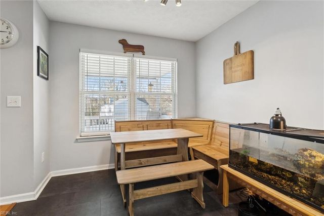 112 Shea LN, Williamsburg, VA 23185