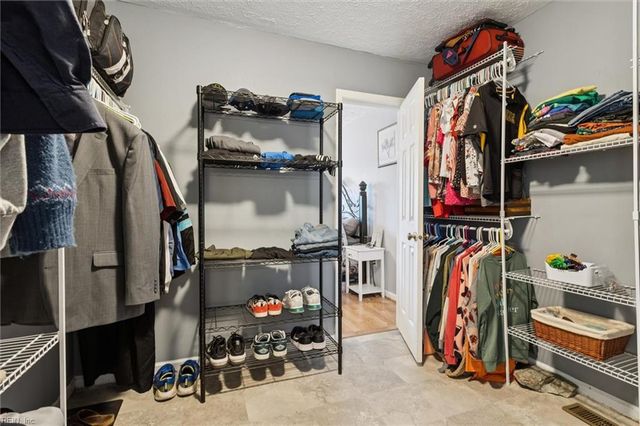 112 Shea LN, Williamsburg, VA 23185