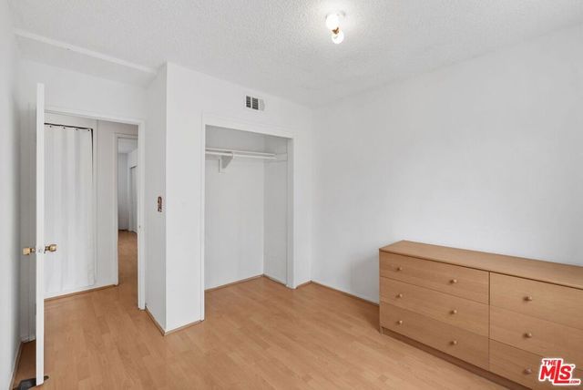 3245 Altura Avenue 8, Glendale, CA 91214