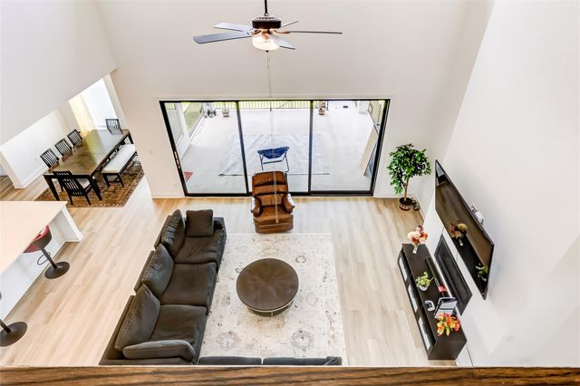 462 Old Stone RD, Austin, TX 78737