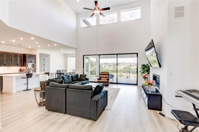 462 Old Stone RD, Austin, TX 78737