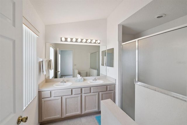 921 OXFORD DRIVE, Davenport, FL 33897