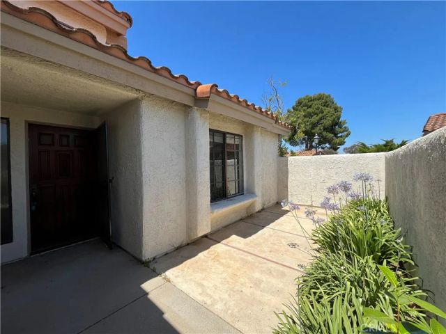316 Pebble Beach Drive, Newbury Park, CA 91320