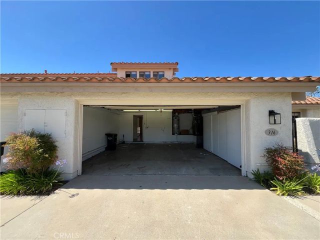 316 Pebble Beach Drive, Newbury Park, CA 91320