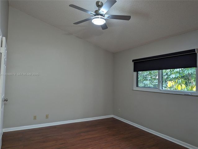 3446 Oak Dr, Hollywood, FL 33021