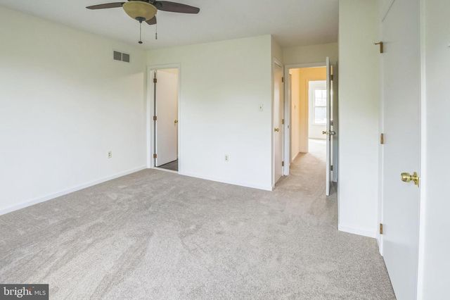 109 GATEWAY DR, Newark, DE 19711