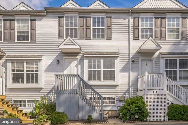 109 GATEWAY DR, Newark, DE 19711