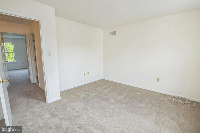 109 GATEWAY DR, Newark, DE 19711