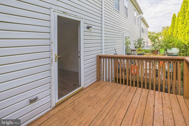 109 GATEWAY DR, Newark, DE 19711