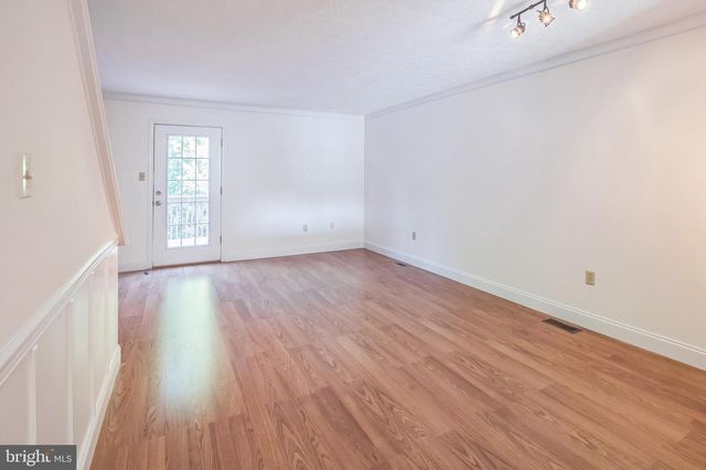 109 GATEWAY DR, Newark, DE 19711