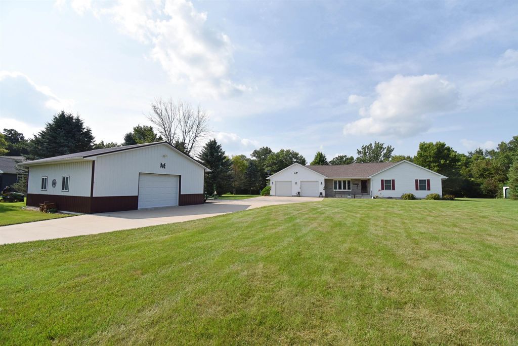2645-2 Quasqueton Diagonal Blvd., Independence, IA 50644