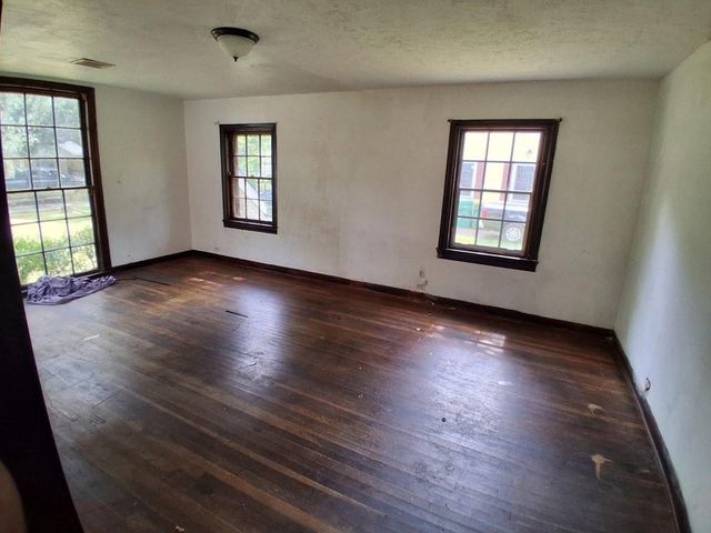 1304 Rhodora Street, La Marque, TX 77568
