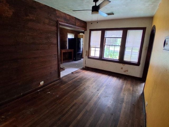 1304 Rhodora Street, La Marque, TX 77568