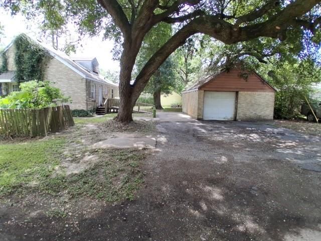 1304 Rhodora Street, La Marque, TX 77568
