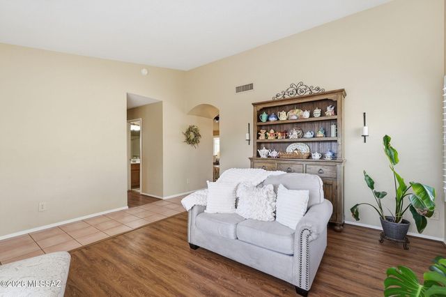 63814 E Poco Lane, Tucson, AZ 85739