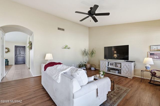 63814 E Poco Lane, Tucson, AZ 85739