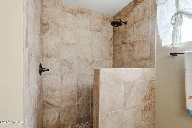 63814 E Poco Lane, Tucson, AZ 85739