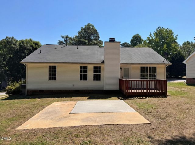 301 Hocutt Drive, Clayton, NC 27520