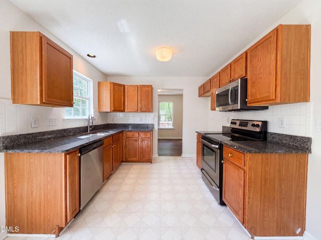 301 Hocutt Drive, Clayton, NC 27520