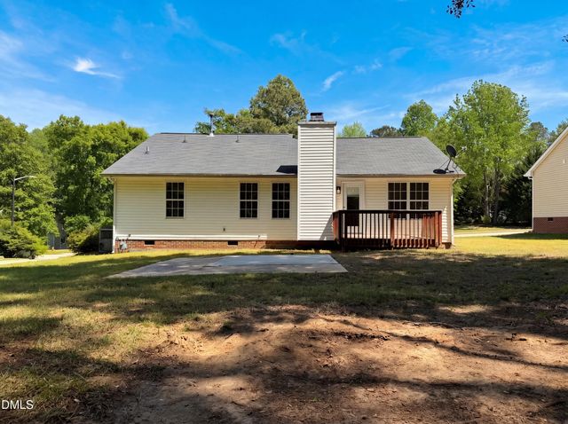 301 Hocutt Drive, Clayton, NC 27520