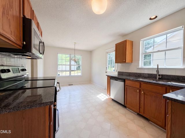 301 Hocutt Drive, Clayton, NC 27520