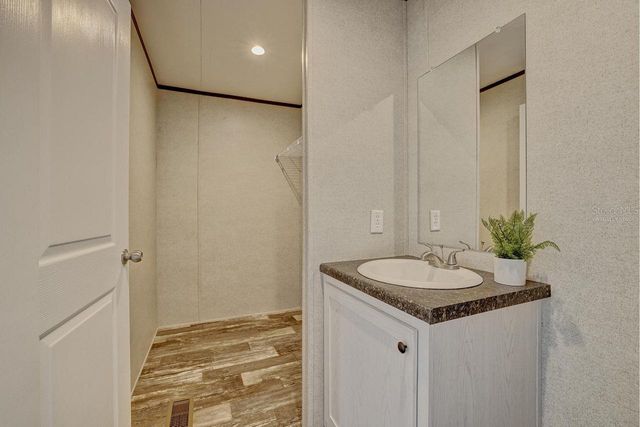 5122 MIAMI AVENUE, Brooksville, FL 34604