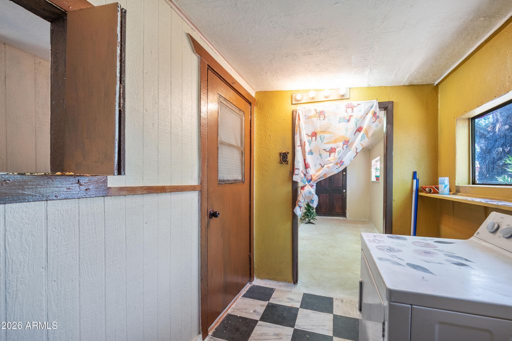 Image 16 of property listing at 4911 E BEVERS Street, Sierra Vista, AZ 85650