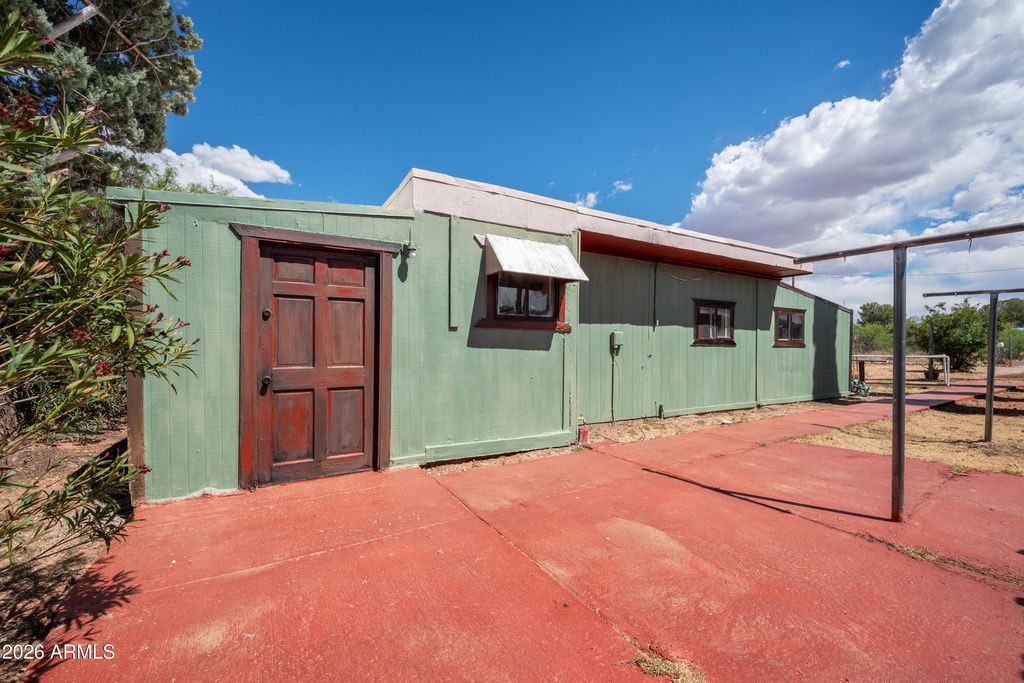 Image 2 of property listing at 4911 E BEVERS Street, Sierra Vista, AZ 85650