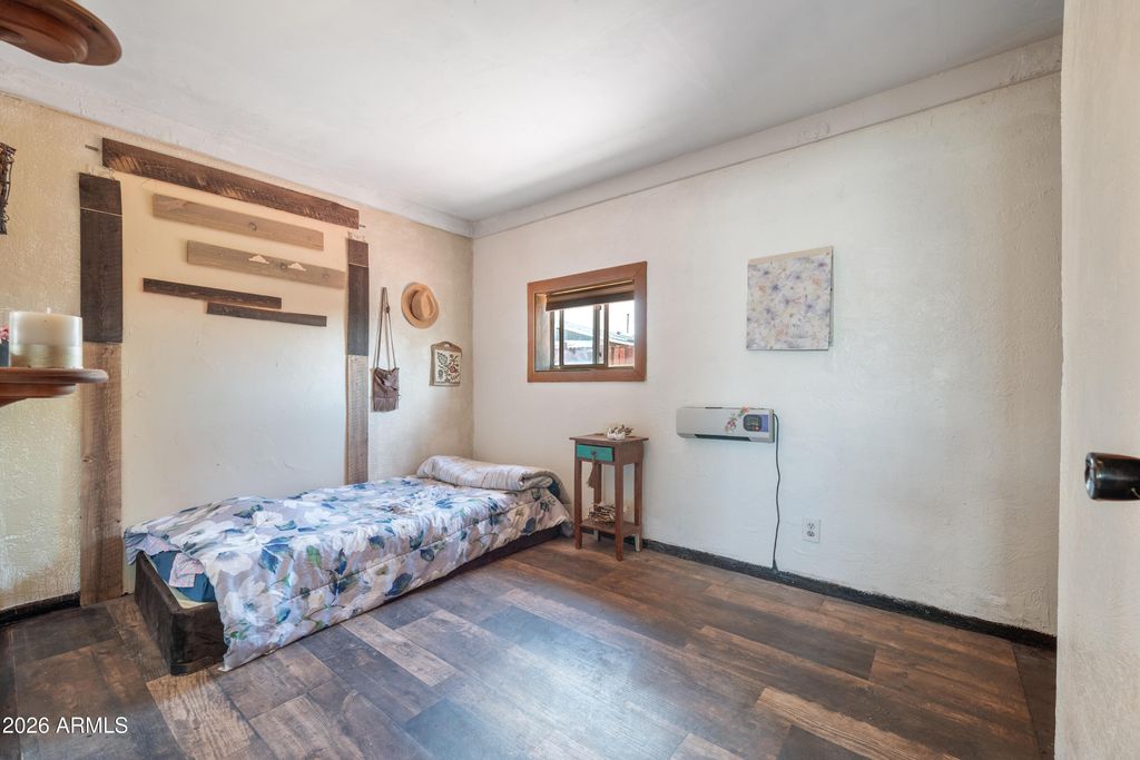 Image 21 of property listing at 4911 E BEVERS Street, Sierra Vista, AZ 85650
