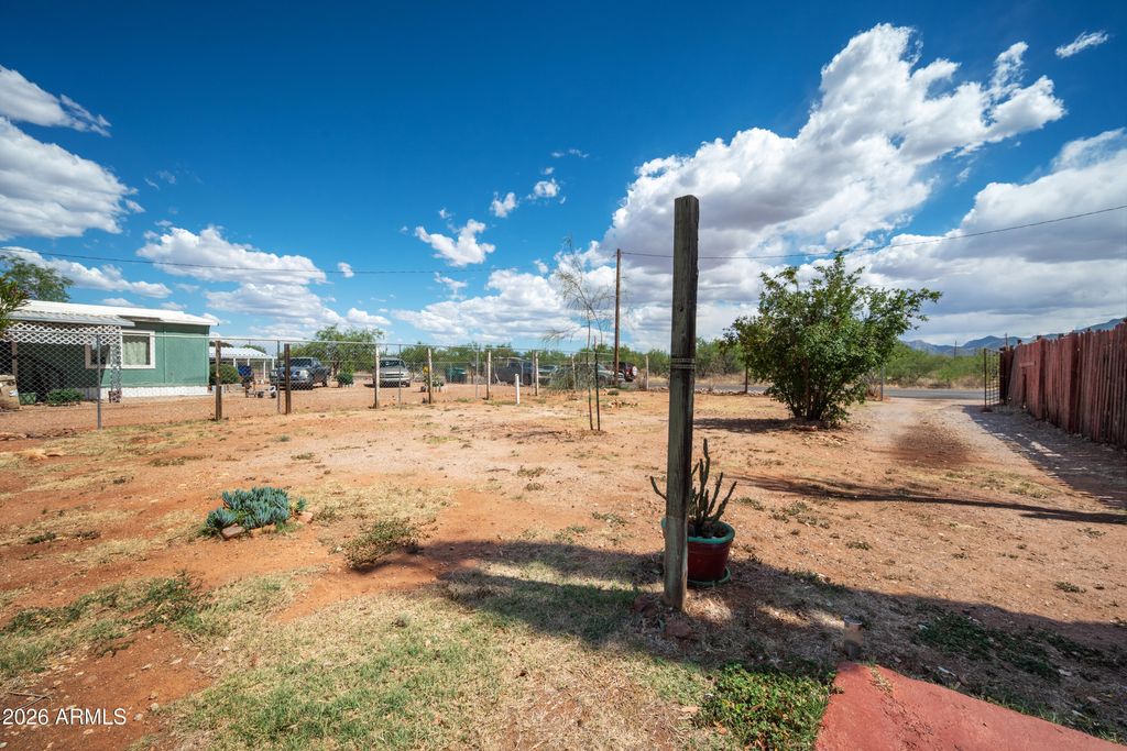 Image 31 of property listing at 4911 E BEVERS Street, Sierra Vista, AZ 85650