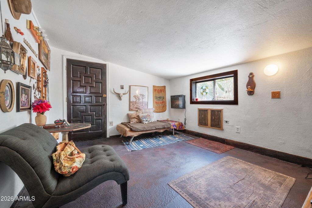 Image 4 of property listing at 4911 E BEVERS Street, Sierra Vista, AZ 85650