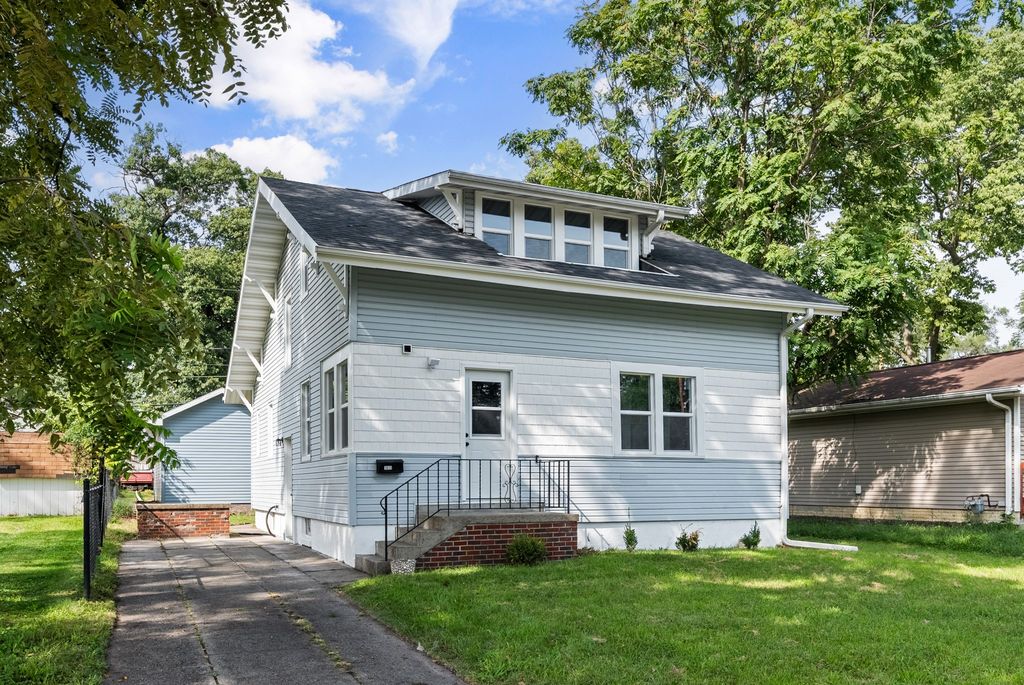 1015 Euclid Avenue, Des Moines, IA 50313